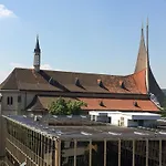 Charles Square Prag
