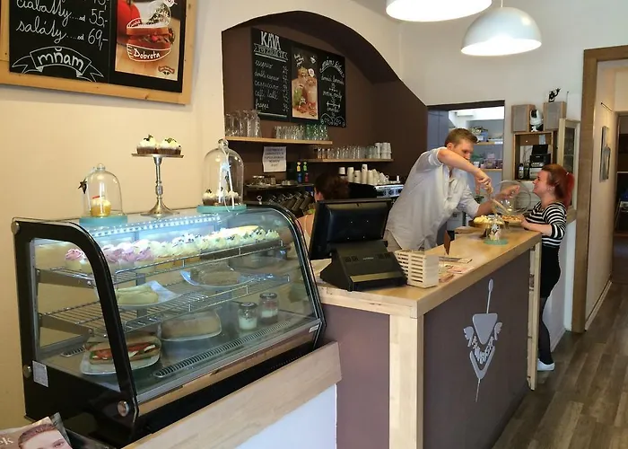 Szálloda Charles Square