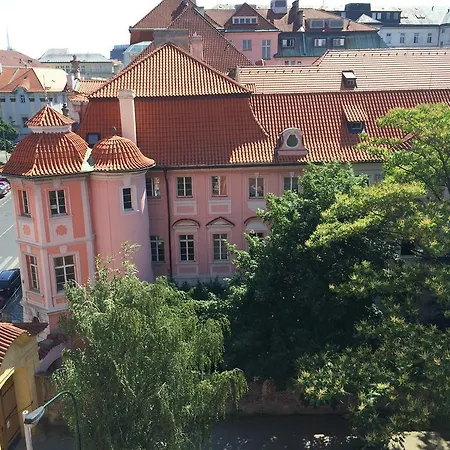 Charles Square 3* Prague