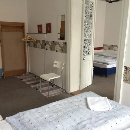 Charles Square 3* Prague